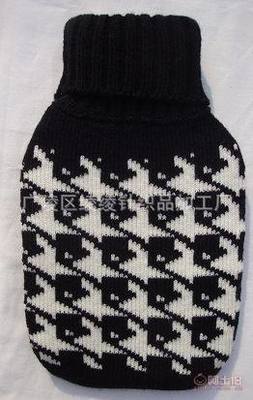 【綾綾針織生產(chǎn)定制動物食物針織熱水袋套專業(yè)針織熱水袋套廠家品質保障】廣陵區(qū)綾綾針織品加工廠 - 產(chǎn)品庫