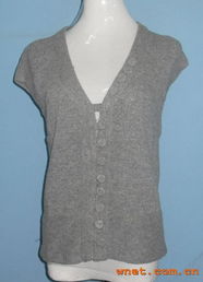 盈富針織時裝 專注設計，引領針織時尚新潮流